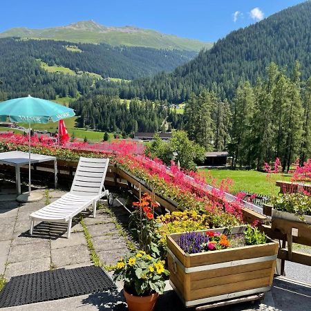 Bnb Guesthouse Lusi Frauenkirch 外观 照片